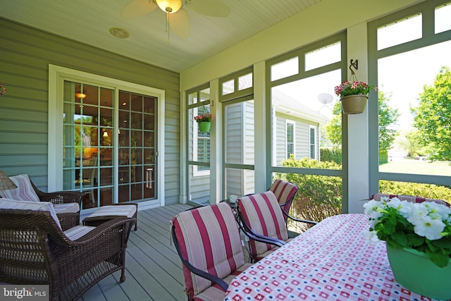 322 Captains Cir, Lewes, DE 19958 - sunroom / solarium featuring outdoor dining space and a ceiling fan