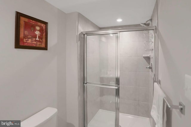 2005 Benjamin Ct, Harrisburg, PA 17110 - bathroom with a stall shower and recessed lighting