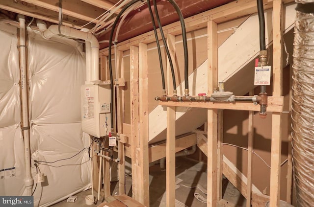 2005 Benjamin Ct, Harrisburg, PA 17110 - unfinished below grade area featuring water heater