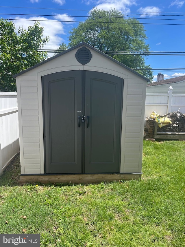 44 Sugarmaple Ln, Levittown, PA 19055 - view of shed