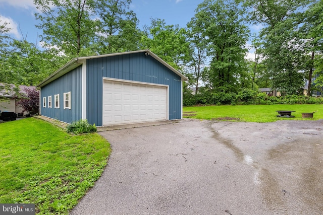 30 Halleck Dr, East Berlin, PA 17316 - view of detached garage