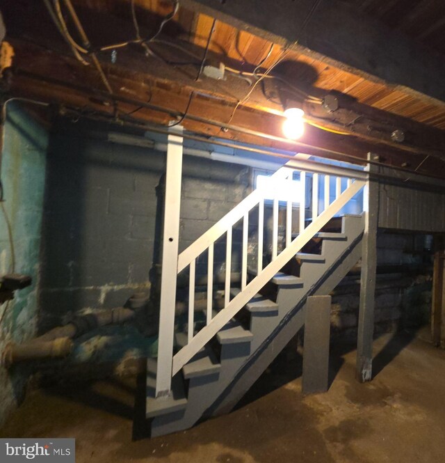 131 Vine St, Bridgeton, NJ 08302 - unfinished basement featuring stairs