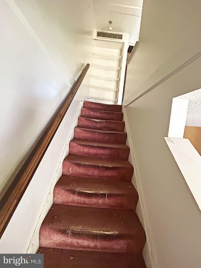 1222 N Calhoun St, Baltimore, MD 21217 - view of staircase