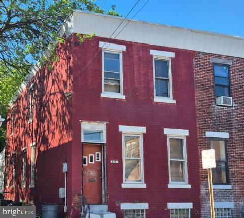 936 Mechanic St, Camden, NJ 08104 - view of front of property featuring brick siding