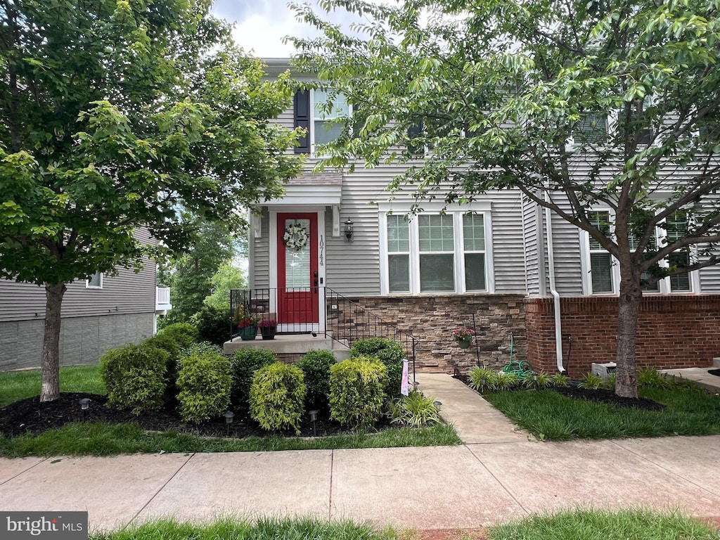 10744 Hinton Way, Manassas, VA 20112 - view of front of property with stone siding