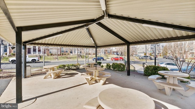 6124 Aster Haven Cir, Haymarket, VA 20169 - view of patio / terrace