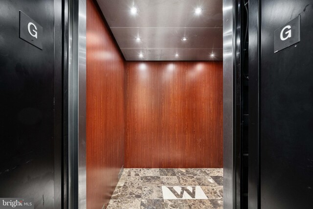 913A Caroline St, Fredericksburg, VA 22401 - view of elevator