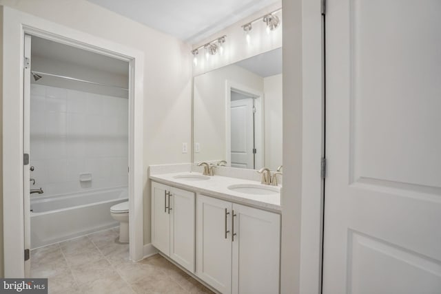 826 Long Meadow Dr, Fredericksburg, VA 22406 - full bath featuring toilet, double vanity, and washtub / shower combination