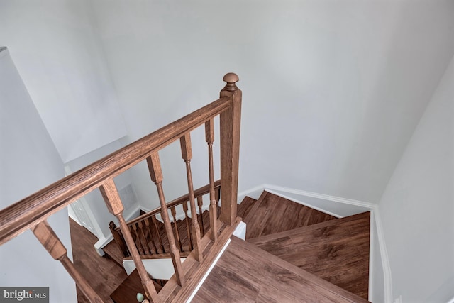 6190 Little Valley Way, Alexandria, VA 22310 - view of stairway