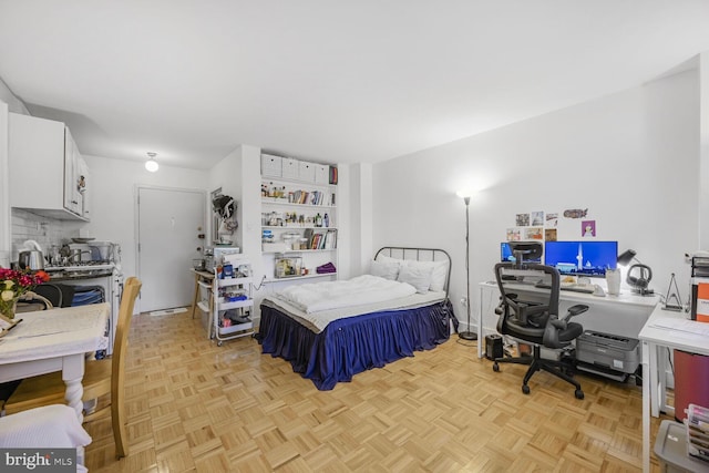950 25th St NW Unit 301N, Washington, DC 20037 - bedroom featuring a desk