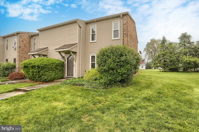618 Mill Race Ct, Carlisle, PA 17013 - view of front of house with a front lawn