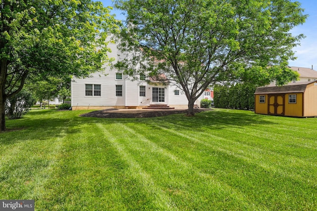 19 Pear Tree Pl, Sewell, NJ 08080 - view of green lawn with entry steps