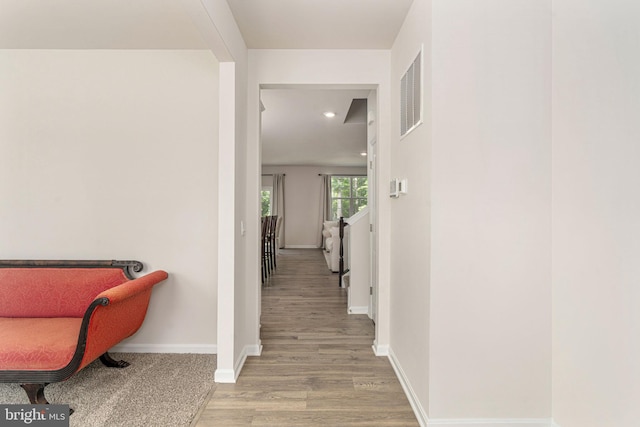 610 Long Meadow Dr, Fredericksburg, VA 22406 - hallway featuring light wood-style floors, baseboards, and recessed lighting