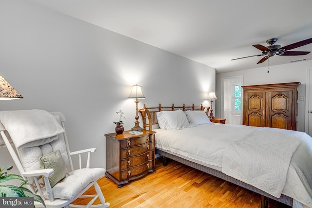 18919 Diary Rd, Montgomery Village, MD 20886 - bedroom featuring light wood-style floors and a ceiling fan