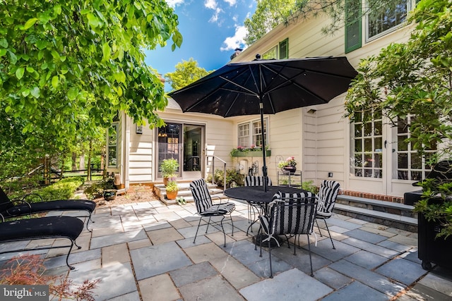 18919 Diary Rd, Montgomery Village, MD 20886 - view of patio / terrace featuring outdoor dining space