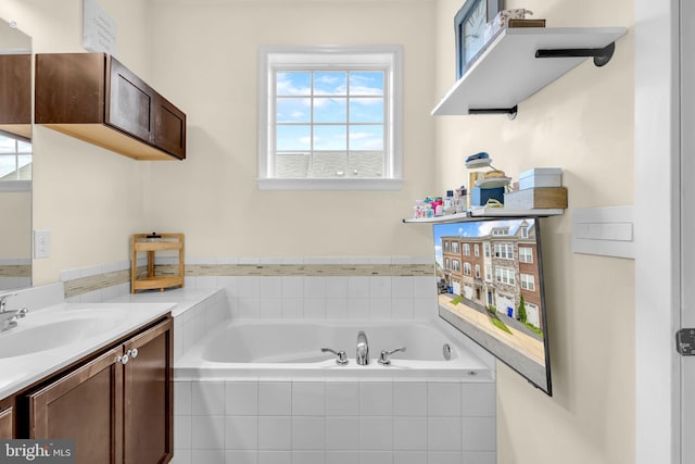 3536 Pipestone Pl, Waldorf, MD 20601 - full bath featuring a bath and vanity