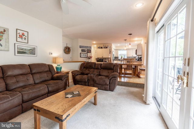 705 Hemlock Ct, Hanover, PA 17331 - living area featuring light colored carpet and ceiling fan