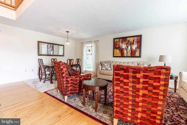 705 Hemlock Ct, Hanover, PA 17331 - living room with wood finished floors and a chandelier