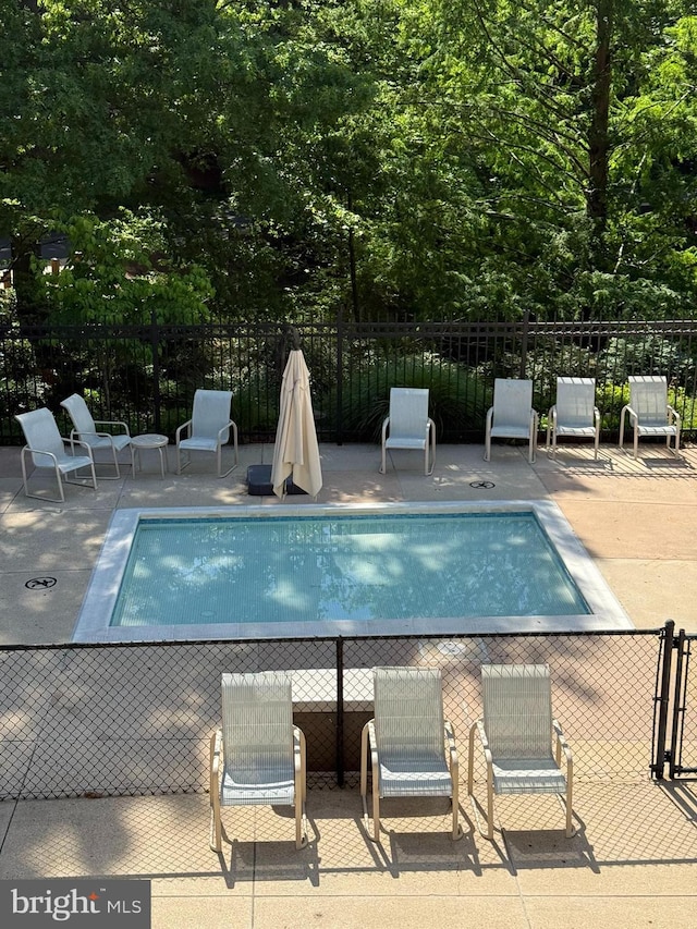 3927 Georgetown Ct NW, Washington, DC 20007 - view of pool with a patio area