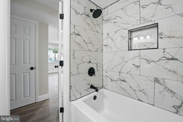 13798 Gresham Ct, Woodbridge, VA 22193 - full bathroom with tub / shower combination, wood finished floors, and baseboards