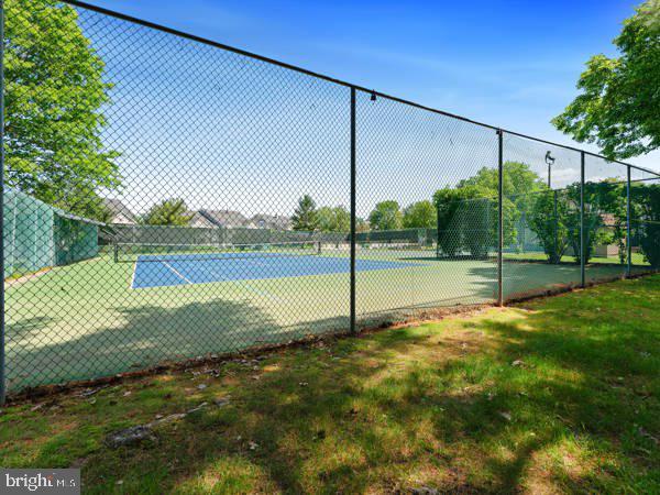 902 Scotswood Ct, Mount Laurel, NJ 08054 - view of tennis court