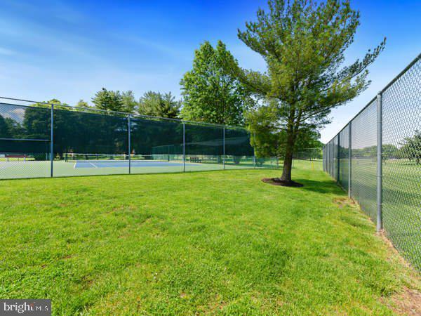 902 Scotswood Ct, Mount Laurel, NJ 08054 - view of tennis court