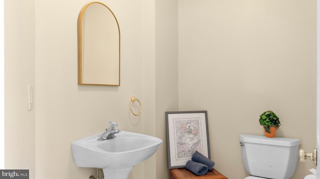 1702 Ferry Point Ct, Trappe, MD 21673 - half bath with toilet and a sink