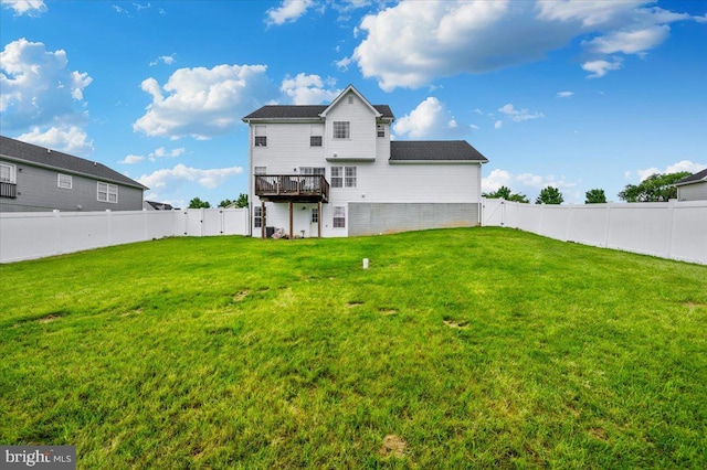 186 Brush Dr, Martinsburg, WV 25405 - rear view of property featuring a wooden deck and a gate