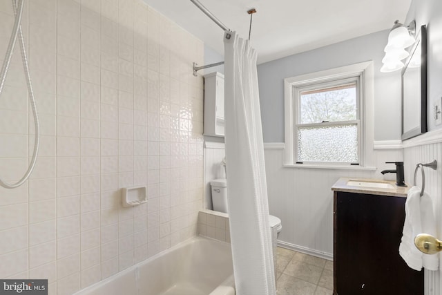 4022 Evans Ln, Drexel Hill, PA 19026 - full bath featuring shower / bath combo, vanity, a wainscoted wall, and toilet