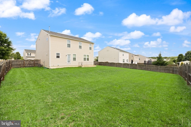30 Ivy Spring Ln, Fredericksburg, VA 22406 - back of house with central air condition unit