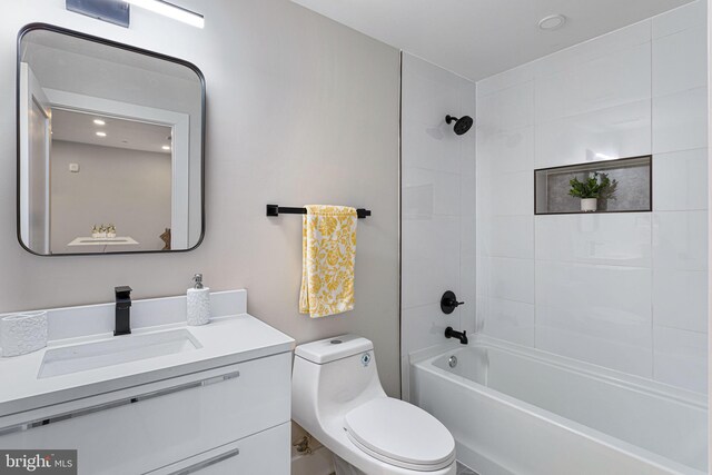 2209 M St NE Unit 3, Washington, DC 20002 - full bath with toilet, vanity, and bathing tub / shower combination