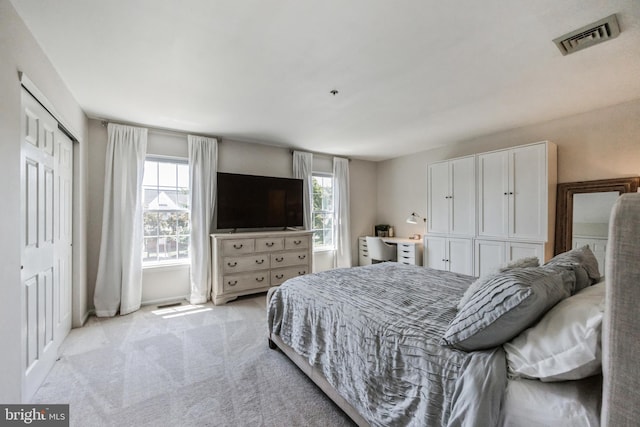 515 Williamsburg Way, King Of Prussia, PA 19406 - bedroom featuring light carpet, baseboards, and a closet
