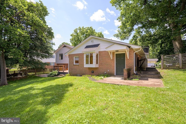 1104 Milroy Ct, Winchester, VA 22601 - bungalow-style home with brick siding