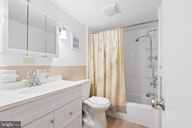 6034 Westchester Park Dr Unit 202, College Park, MD 20740 - bathroom featuring toilet, vanity, and shower / bathtub combination with curtain