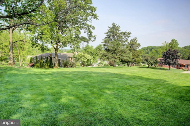 Echo Dr, Chambersburg, PA 17202