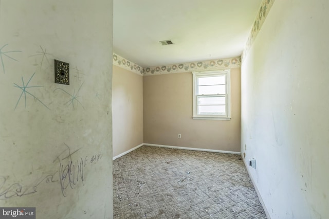 116 Layton Dr, New Castle, DE 19720 - carpeted empty room with baseboards