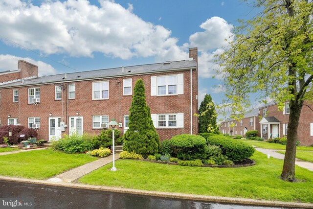 200 Maplewood Dr Unit 20, Pottstown, PA 19464 - view of building exterior