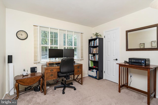 8 Crestwood Dr, Hamilton, NJ 08690 - office space with light colored carpet and baseboards