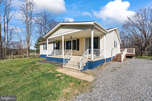 18000 Davis Ln, Boonsboro, MD 21713 - view of front of house featuring a front lawn and a porch