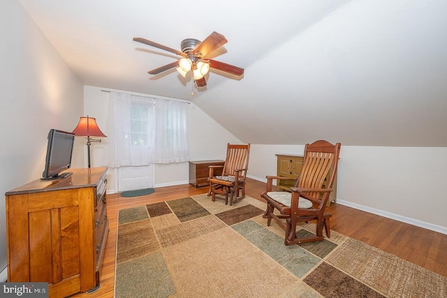 5330 Birney Hwy, Aston, PA 19014 - living area featuring wood finished floors, ceiling fan, lofted ceiling, and baseboards