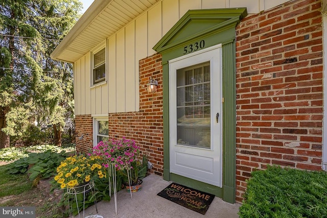 5330 Birney Hwy, Aston, PA 19014 - property entrance with brick siding and board and batten siding