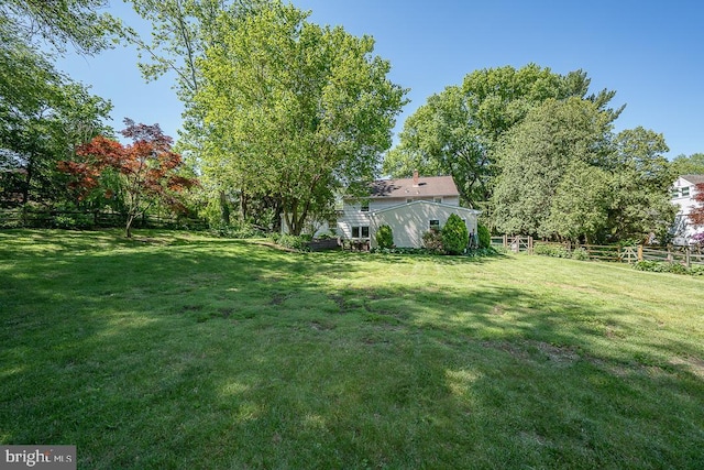 5330 Birney Hwy, Aston, PA 19014 - view of yard