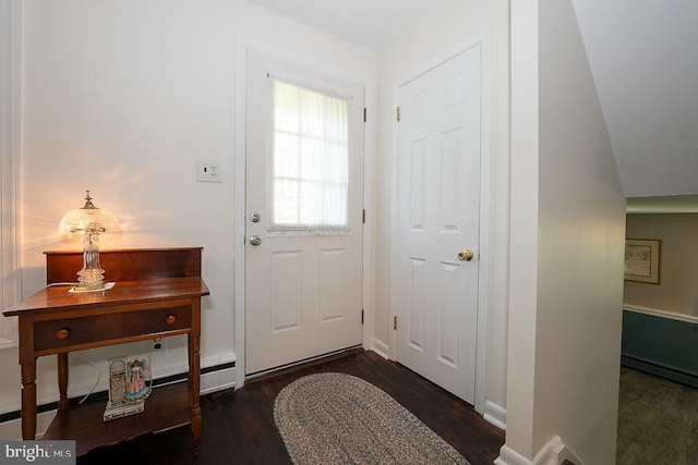 5330 Birney Hwy, Aston, PA 19014 - entrance foyer with wood finished floors and baseboards