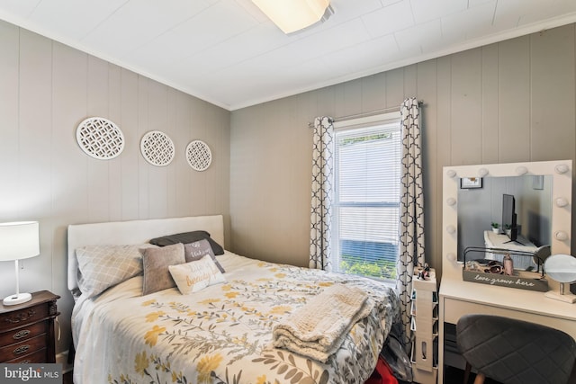406 Myrtle St, Crisfield, MD 21817 - bedroom with ornamental molding