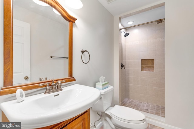8314 Graceway Dr, Lorton, VA 22079 - full bath with tiled shower, toilet, and vanity