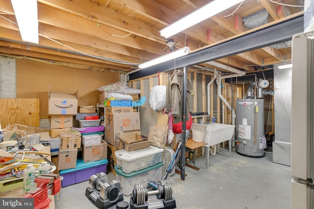 8314 Graceway Dr, Lorton, VA 22079 - unfinished below grade area featuring gas water heater