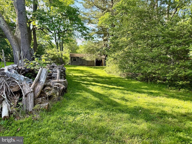 615 Westbourne Rd, West Chester, PA 19382 - view of green lawn