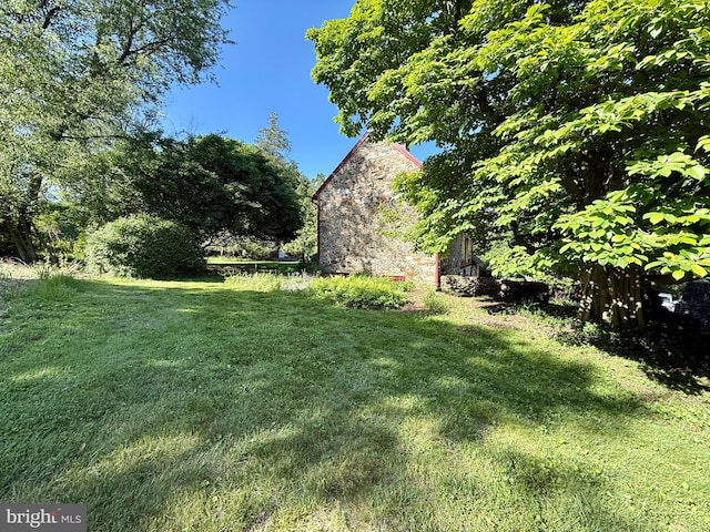 615 Westbourne Rd, West Chester, PA 19382 - view of green lawn