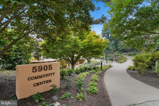 5904 Mount Eagle Dr Unit 1105, Alexandria, VA 22303 - view of home's community