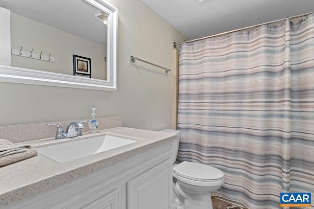 2070 Stone Rdg, Condos, Wintergreen, VA 22967 - bathroom with vanity, toilet, and curtained shower